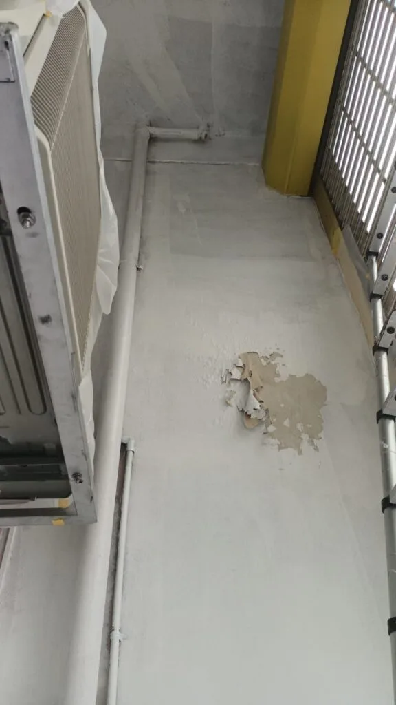 Balcony before repainting